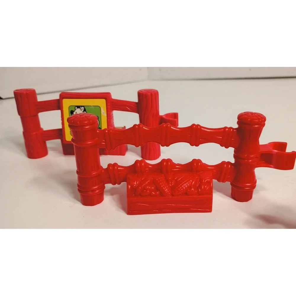 Fisher Price Little‎ People Animal Sounds Zoo Replacement Fence-3pcs, Zebra